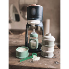 Load image into Gallery viewer, Beaba Formula & Snacks Container - Sage Green/Cotton