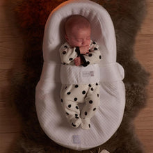 Load image into Gallery viewer, Red Castle Cocoonababy Nest - White