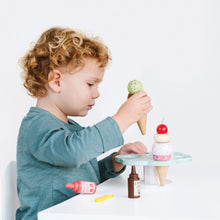 Load image into Gallery viewer, Le Toy Van Wooden Ice Cream Stand & Toppings
