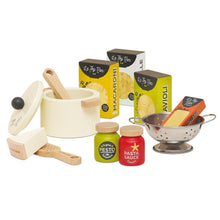 Load image into Gallery viewer, Le Toy Van Organic Pasta Set