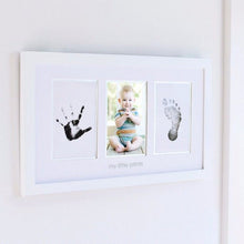 Load image into Gallery viewer, Pearhead Babyprints Photo Frame - White