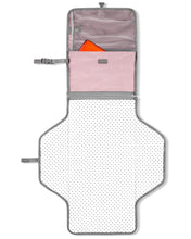 Load image into Gallery viewer, Skip Hop Pronto Signature Changing Station - Pink Heather