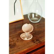 Load image into Gallery viewer, Suavinex Silicone Nipple Shields with Storage Box - S (21mm)