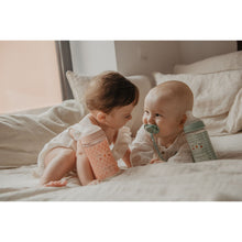 Load image into Gallery viewer, Suavinex 360ml Polyamide Premium Bottle with Fast Flow SX Pro Physiological Silicone Teat - Bonhomia Feather Green