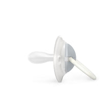 Load image into Gallery viewer, Suavinex Night Glow In The Dark SX Pro Soother 0-6months 2 Pack - Bear