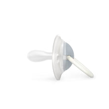 Load image into Gallery viewer, Suavinex Night Glow In The Dark SX Pro Soother 6-18months 2 Pack - Bear