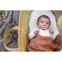 Load image into Gallery viewer, Suavinex Zero Zero Physiological Air flow Silicone Soother 6-18M