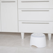 Load image into Gallery viewer, Ubbi Step Stool - Grey