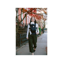 Load image into Gallery viewer, Ergobaby Omni Breeze Carrier - Onyx Black