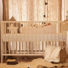 Load image into Gallery viewer, Red Castle Cocoonababy Nest - White (11)