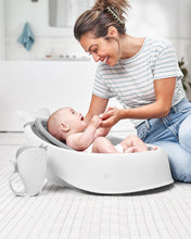 Load image into Gallery viewer, Skip Hop Moby Waterfall Rinser - White