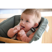 Load image into Gallery viewer, Beaba Silicone Pre-Spoons 2 Pack - Cotton Candy/Sorbet
