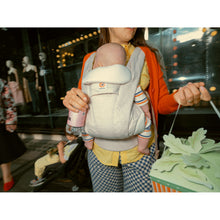 Load image into Gallery viewer, Ergobaby Omni Deluxe Linen Baby Carrier - Natural Linen
