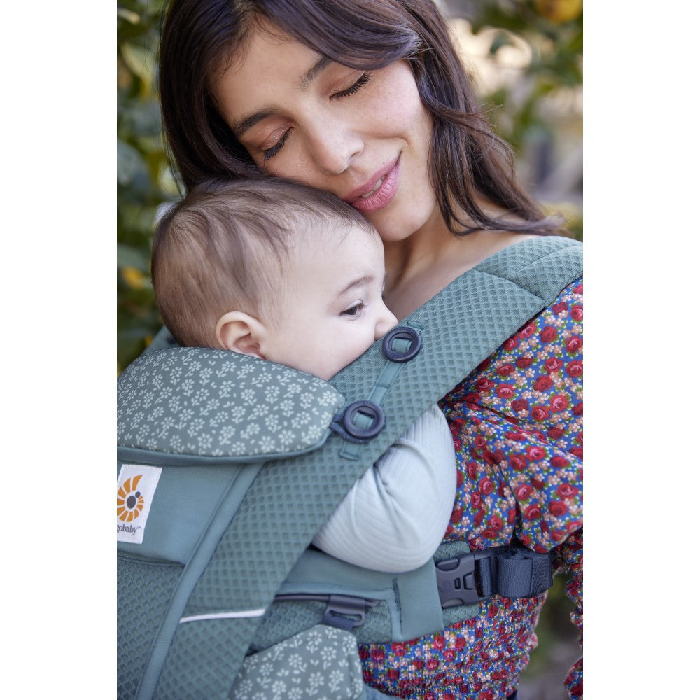 Ergobaby Omni Breeze Carrier - Midnight Blue – Bloom Connect ID