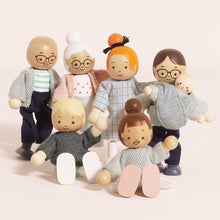 Load image into Gallery viewer, Le Toy Van Wooden Dolls House Family
