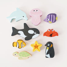 Load image into Gallery viewer, Le Toy Van Wooden Stacking Animals &amp; Bag - Ocean Life

