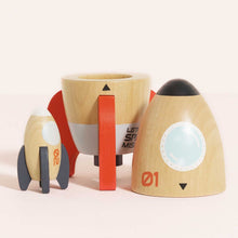Load image into Gallery viewer, Le Toy Van Le Toy Van Magnetic Space Rocket Duo
