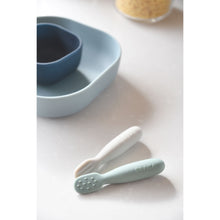 Load image into Gallery viewer, Beaba Silicone Pre-Spoons 2 Pack - Sage Green/Velvet Grey
