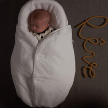 Load image into Gallery viewer, Red Castle Cocoonababy Nest - White (12)
