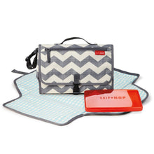 Load image into Gallery viewer, Skip Hop Pronto Signature Changing Station - Chevron
